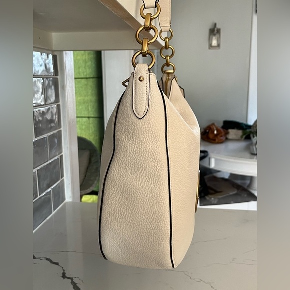 Coach Elle Hobo Shoulder Crossbody Handbag Hobo Pebbled Leather Off White - Picture 4 of 16